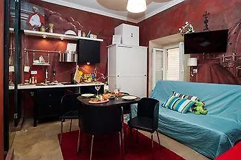 Maison Artistico בית הארחה 2*