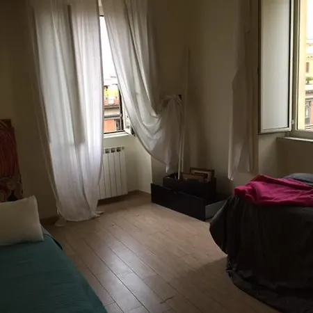 בית הארחה Maison Artistico רומא